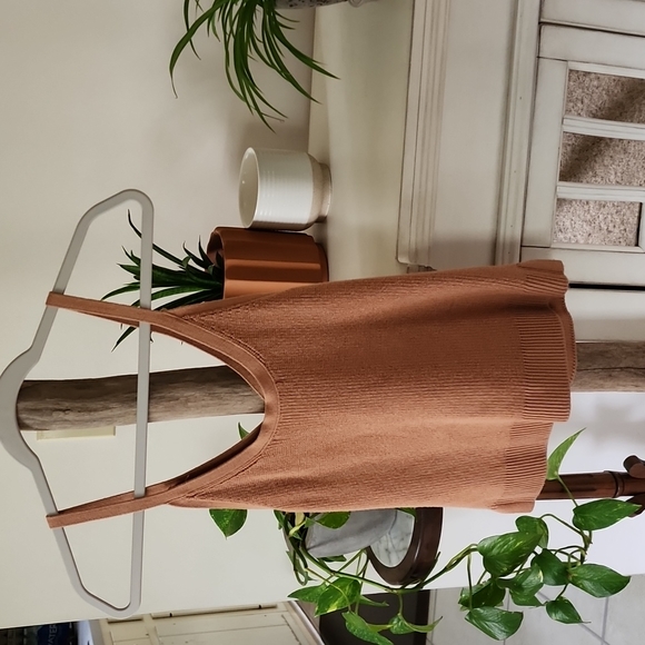 Abercrombie & Fitch sweater tank - Picture 4 of 4